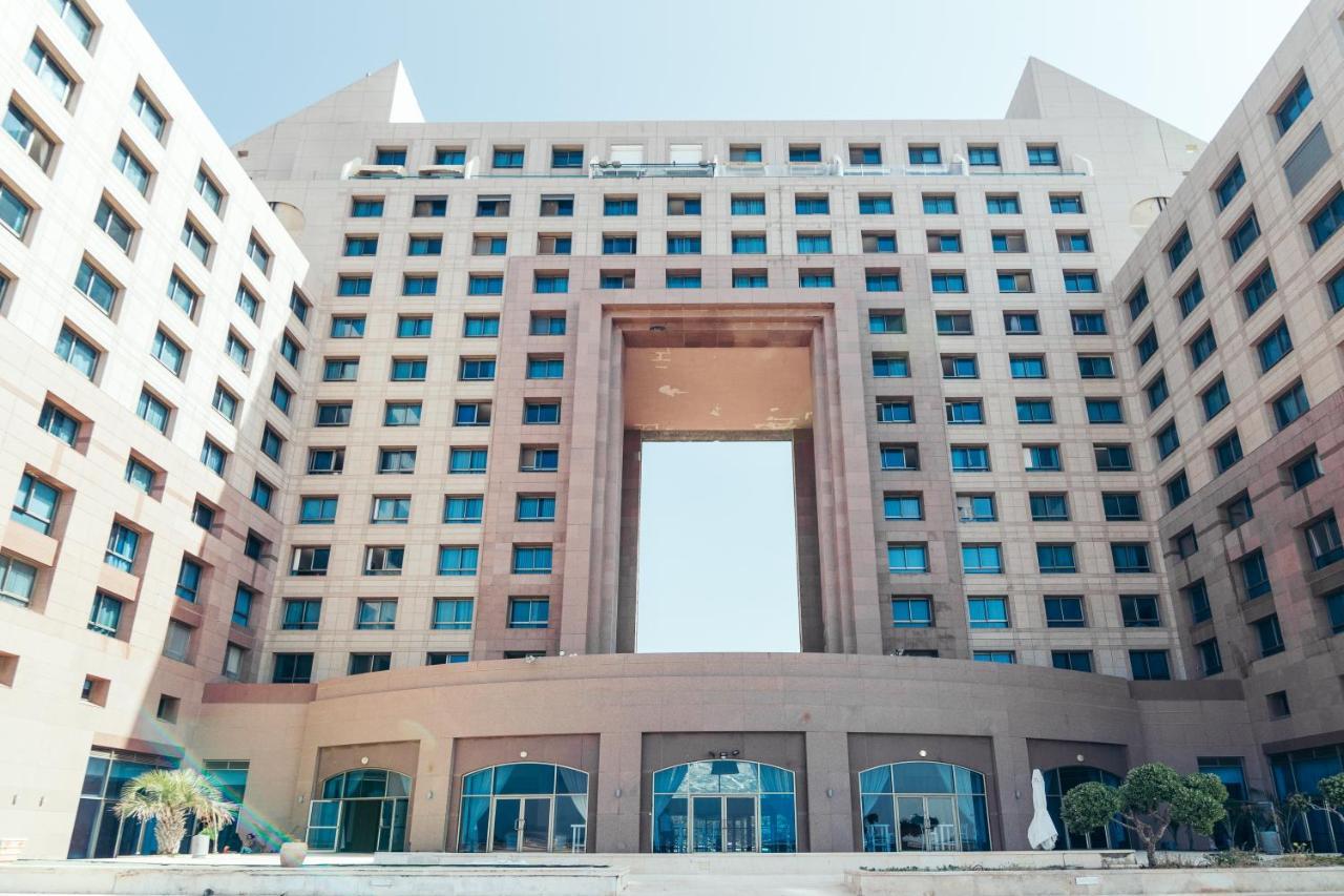 Almog Beach Apt Hotel מלון דירות אלמוג ביץ' Haifa Exterior foto